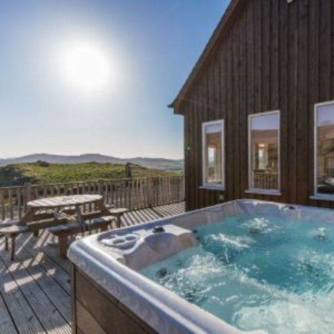 Spa Breaks & Hot Tub Hideaways